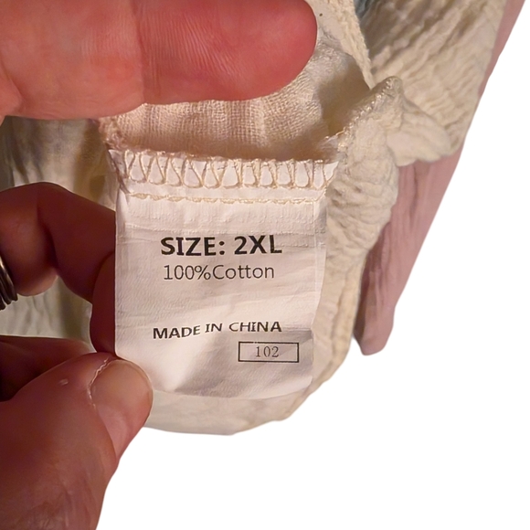 Colorblock Button-Up Shirt - Picture 4 of 5